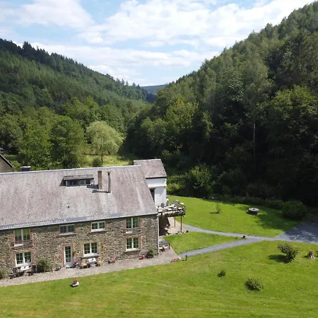 Апартаменты Grande Strument Ла-Рош-ан-Арден